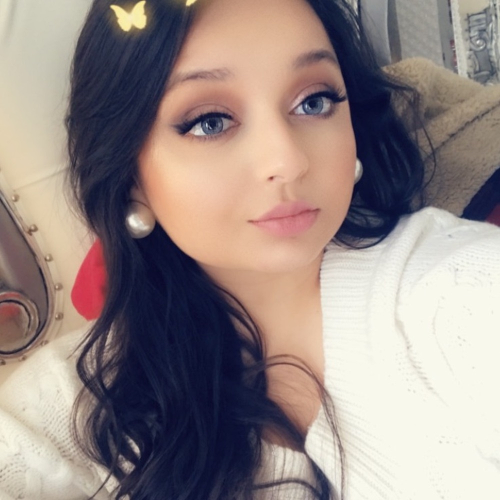 Meet your Posher, Jessica